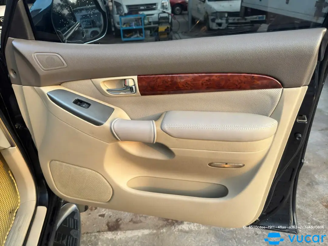 Toyota Land cruiser prado VX 2004 - Nội thất 12