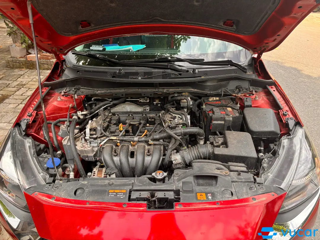 Mazda 2 1.5 AT 2023 - Khoang động cơ 2