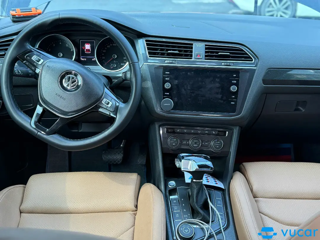 Volkswagen Tiguan Allspace 2018 - Nội thất 15