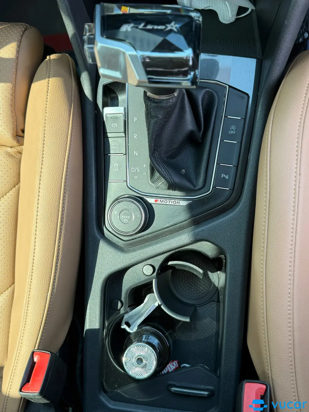 Volkswagen Tiguan Allspace 2018 - Nội thất 16