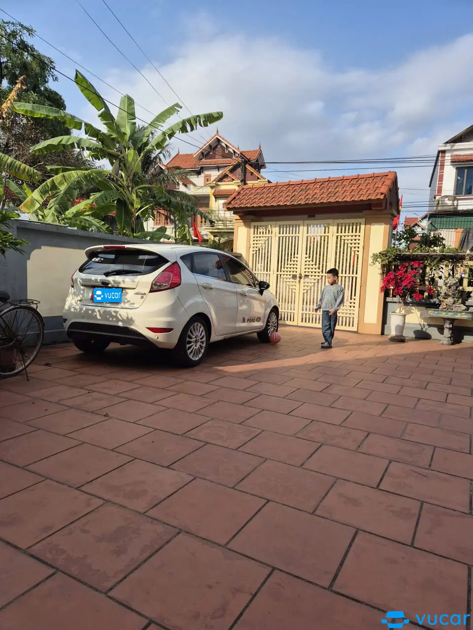 Hyundai i10 AT 1.2 bản nhập 2015 - Ngoại thất 1