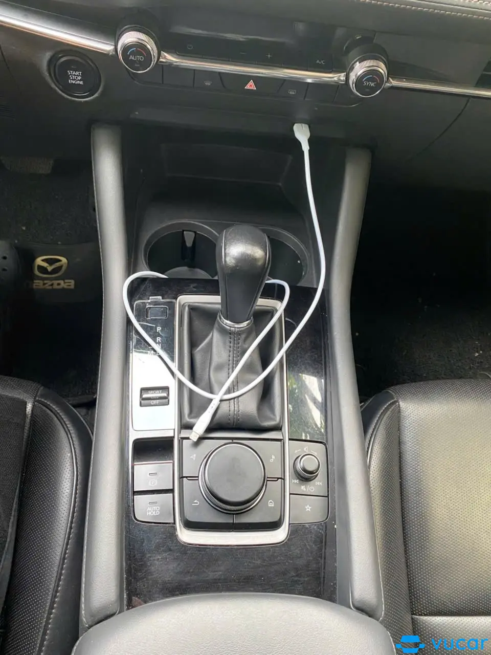 Mazda 3 1.5L Luxury 2019 - Nội thất 8