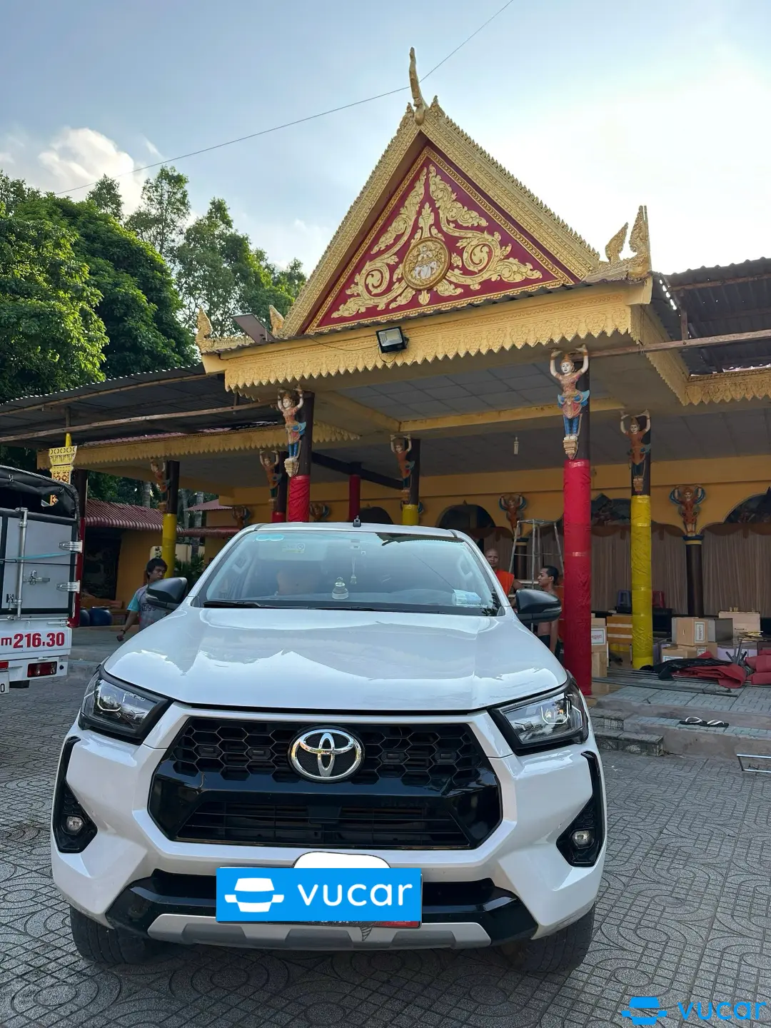 Toyota Hilux 2.4AT 4x2 2024 - Ngoại thất 1
