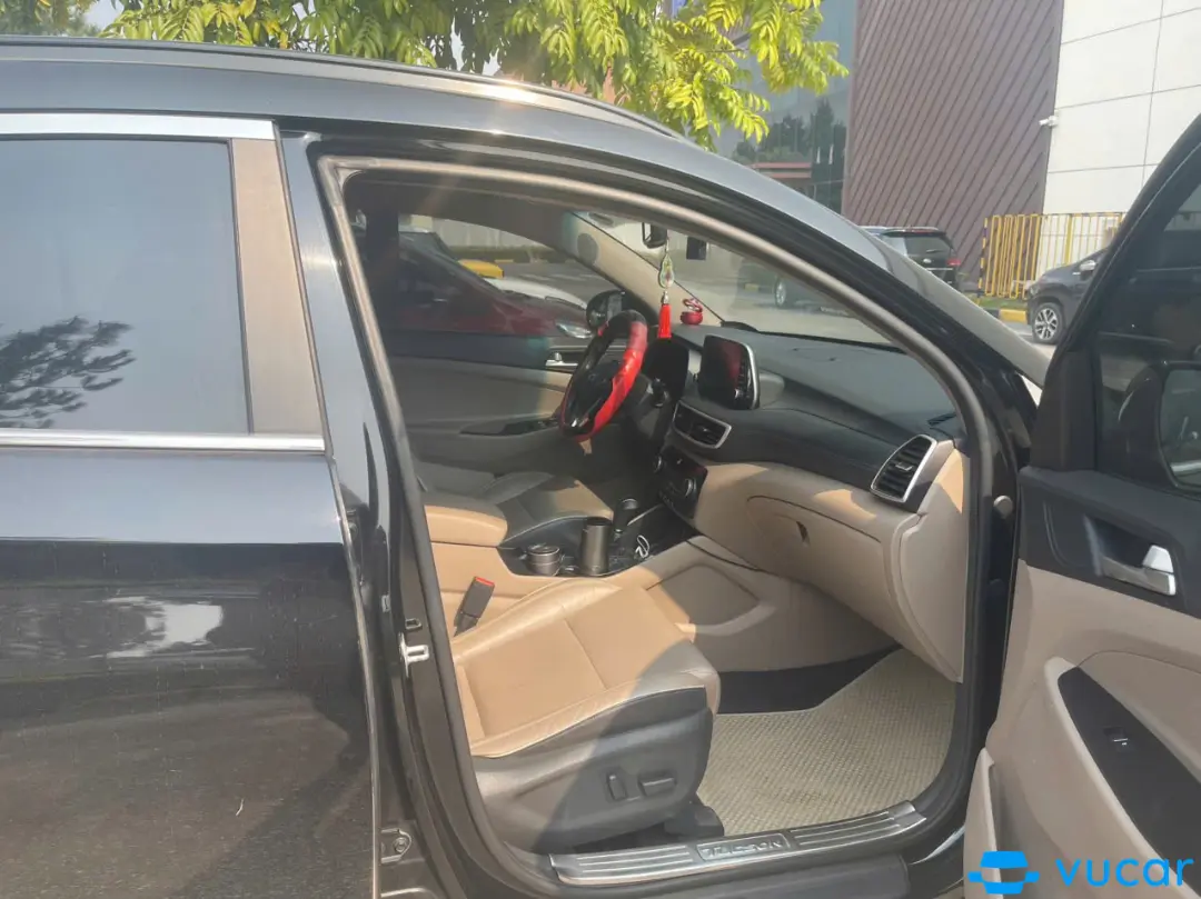 Hyundai Tucson 1.6 AT Turbo 2019 - Nội thất 3