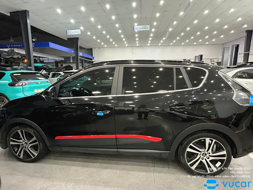 Vinfast VF e34 Tiên phong 2022 - Ngoại thất 4