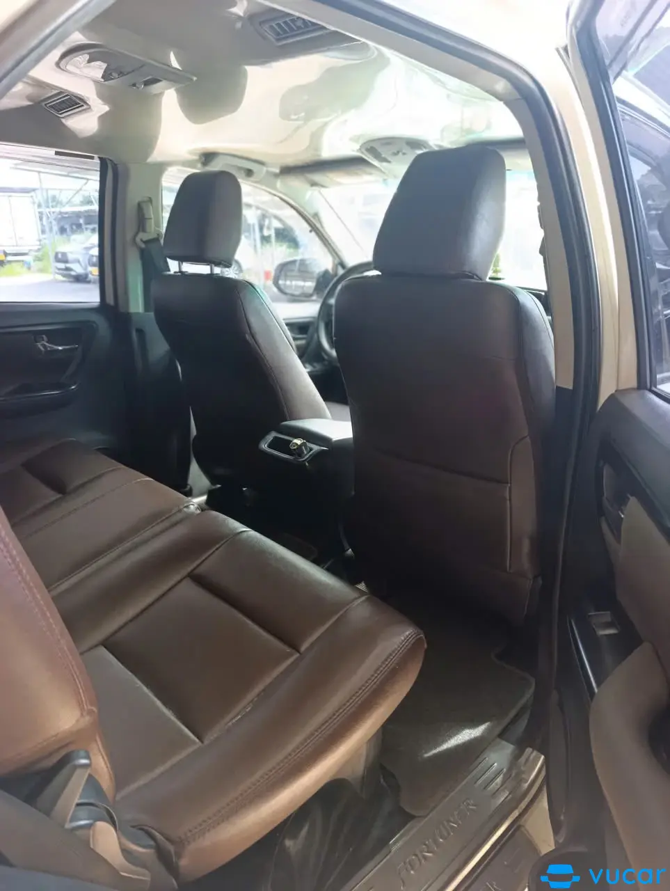 Ảnh xe Toyota Fortuner 2.4G 4x2 AT 2018 - ảnh 3