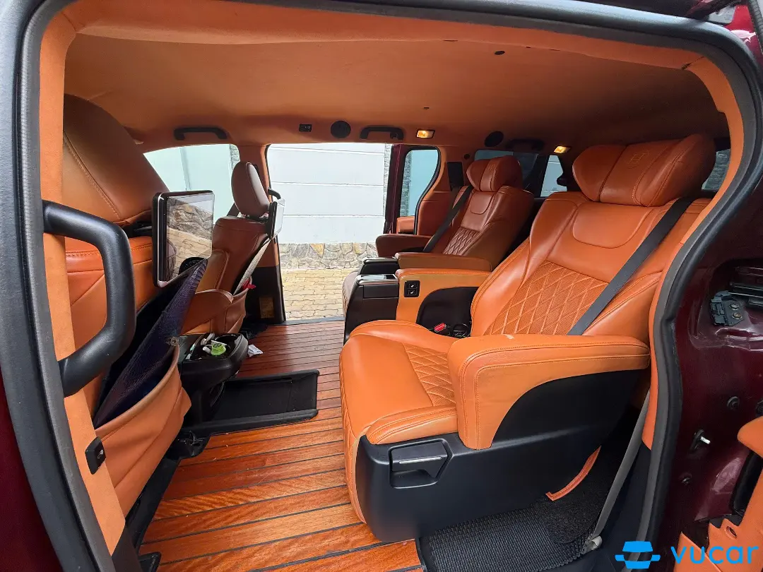Toyota Sienna LE 2.7 2010 - Nội thất 2