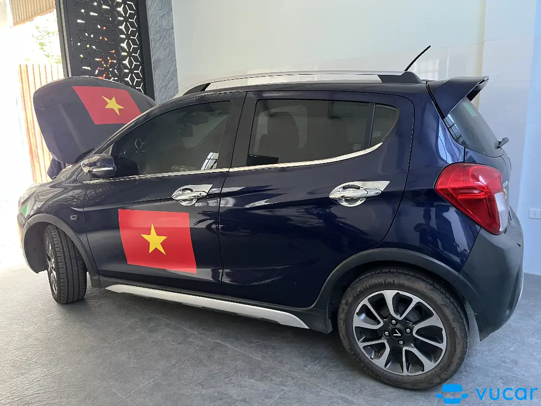 VinFast Fadil 1.4 AT Plus 2019 - Ngoại thất 9