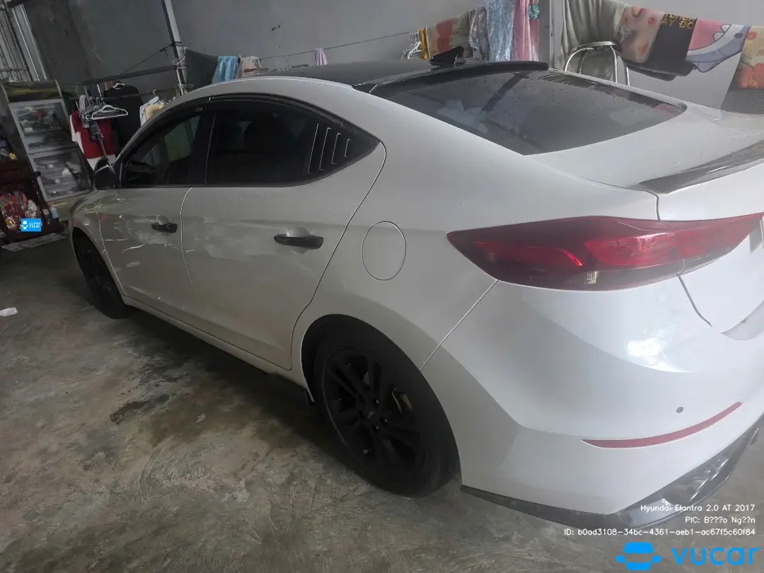 Hyundai Elantra 2.0 AT 2017 - Ngoại thất 17