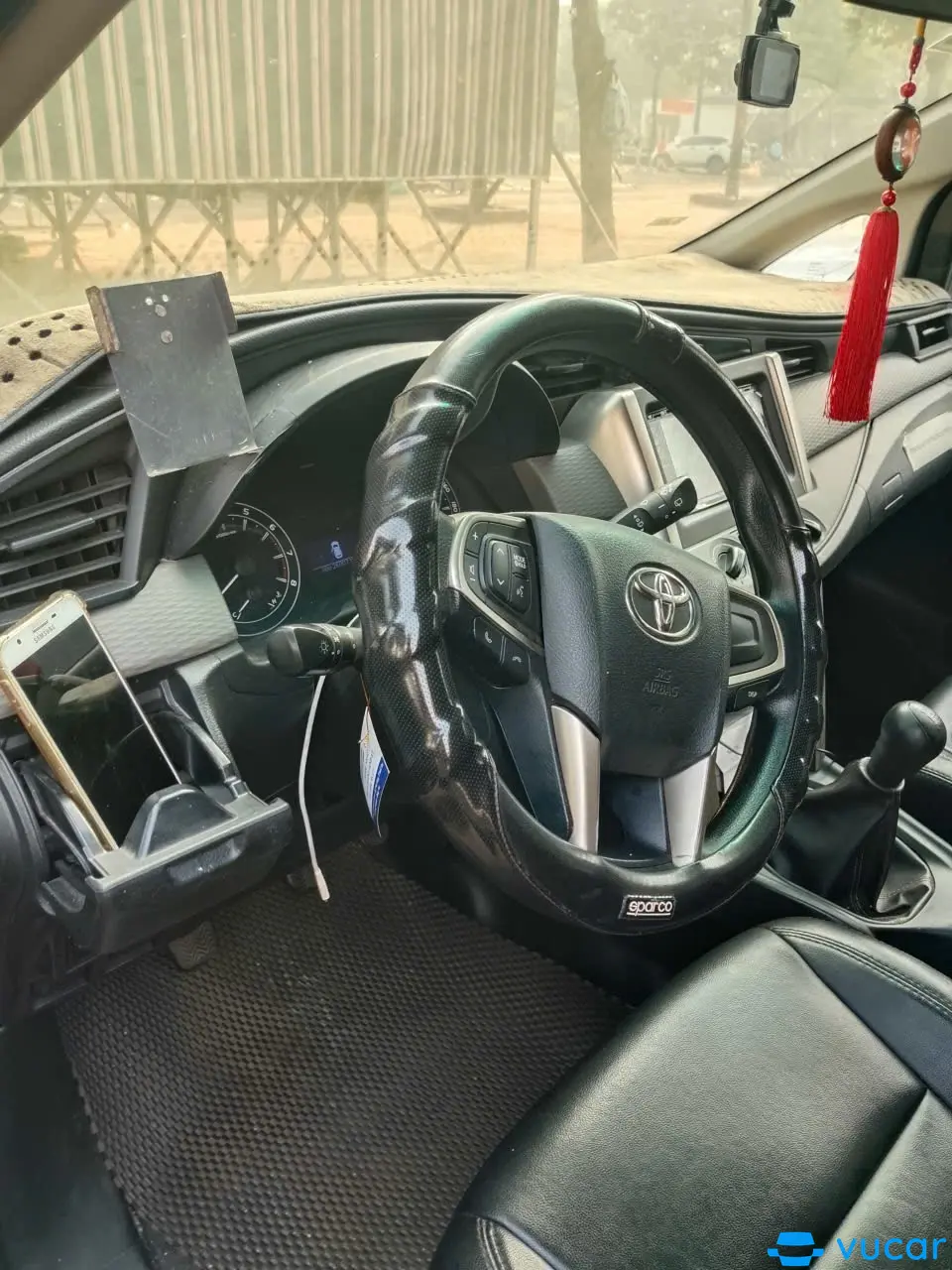 Toyota Innova E 2018 - Nội thất 1