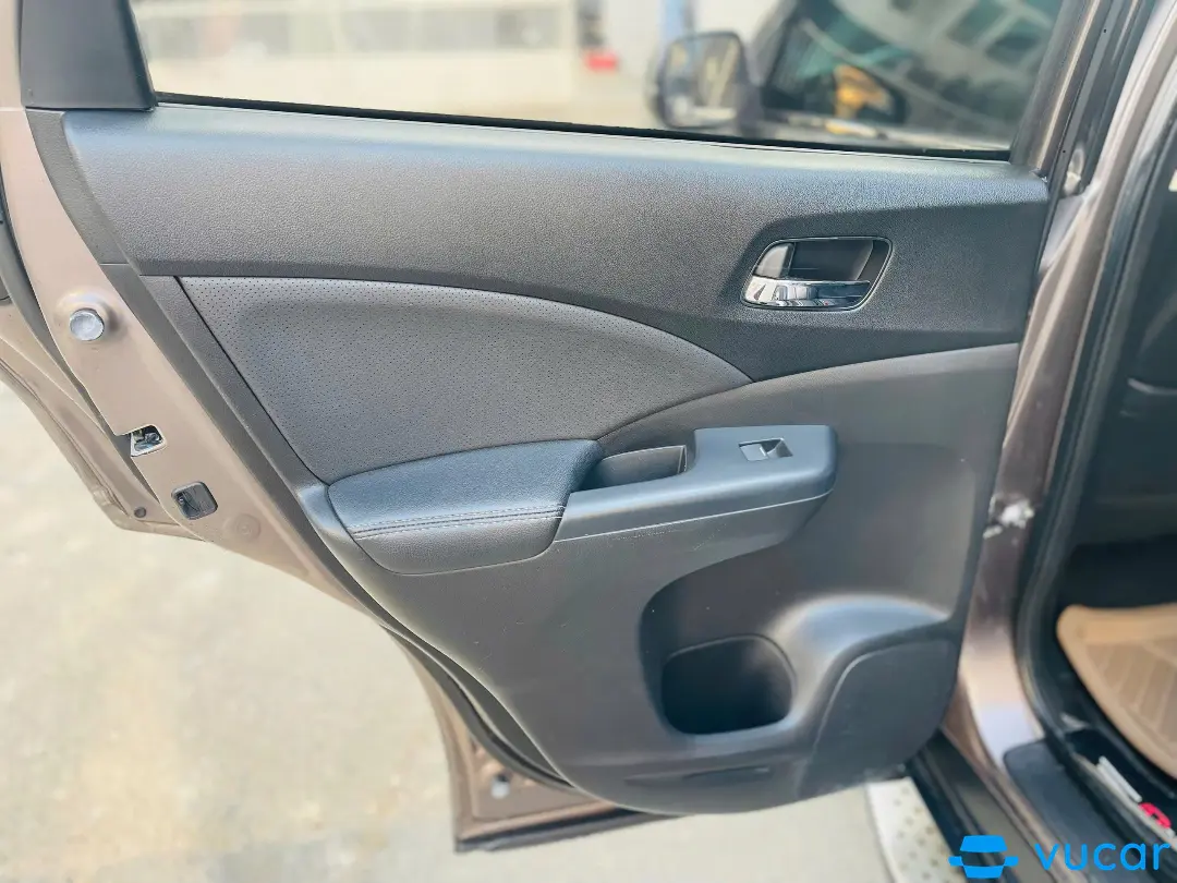 Honda CRV 2.4 AT 2015 - Nội thất 2