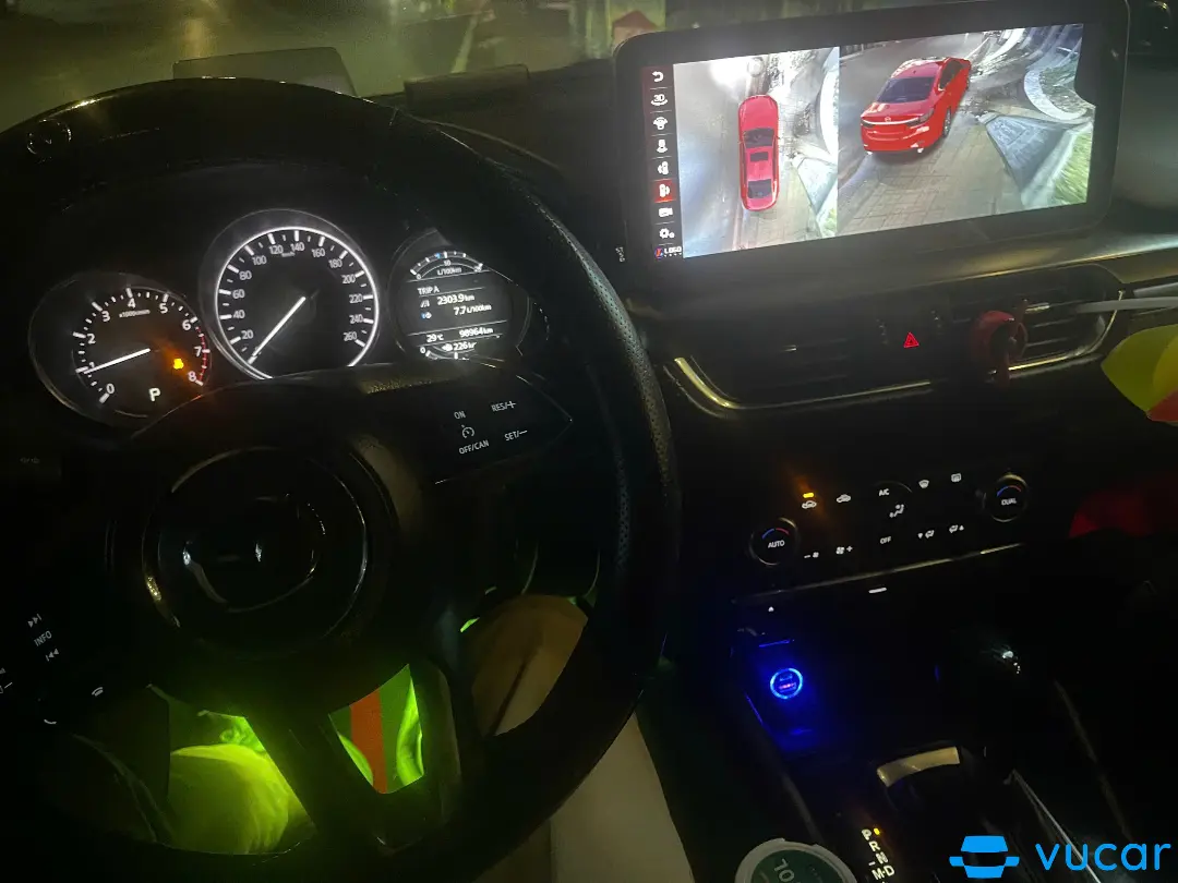 Mazda 6 premium 2.5 at 2017 - Nội thất 12
