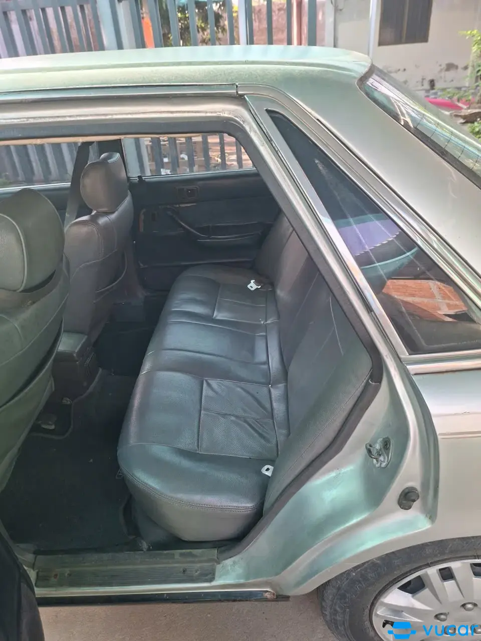 Camry N/a N/A 1987 - Nội thất 4