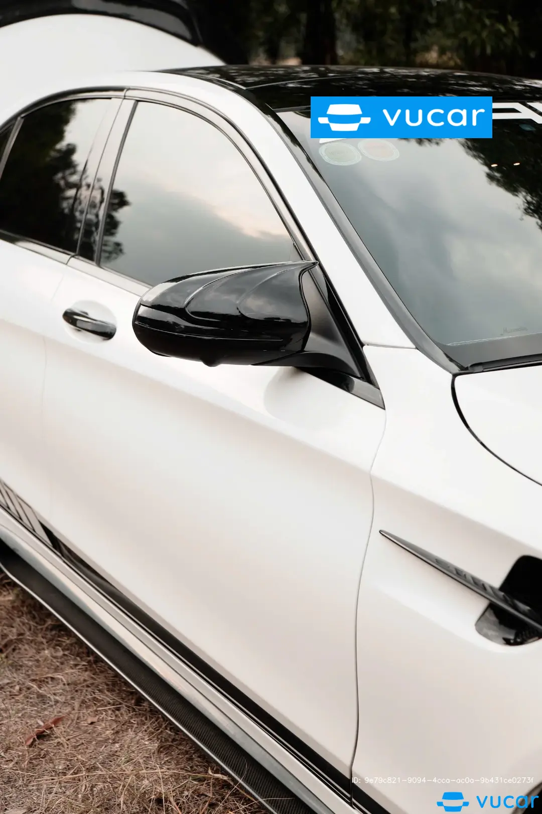 Mercedes C class C300 AMG 2020 - Ngoại thất 9