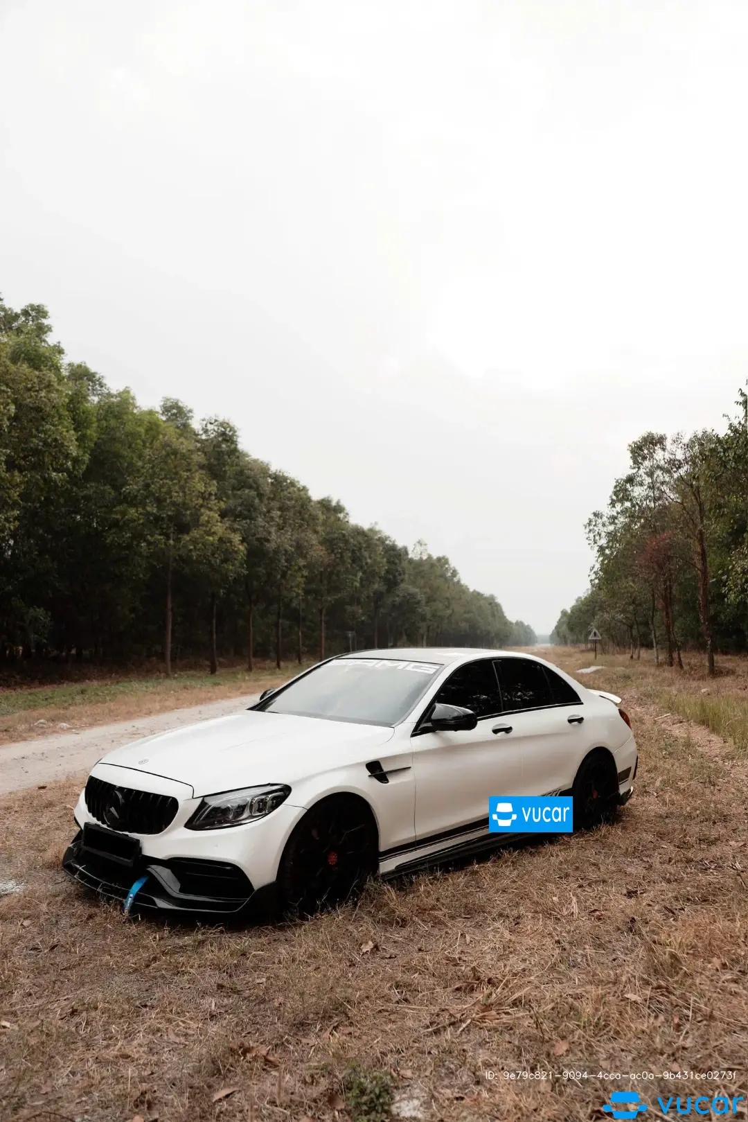 Mercedes C class C300 AMG 2020 - Ngoại thất 11