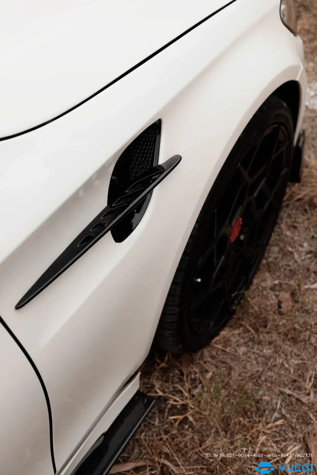 Mercedes C class C300 AMG 2020 - Ngoại thất 21