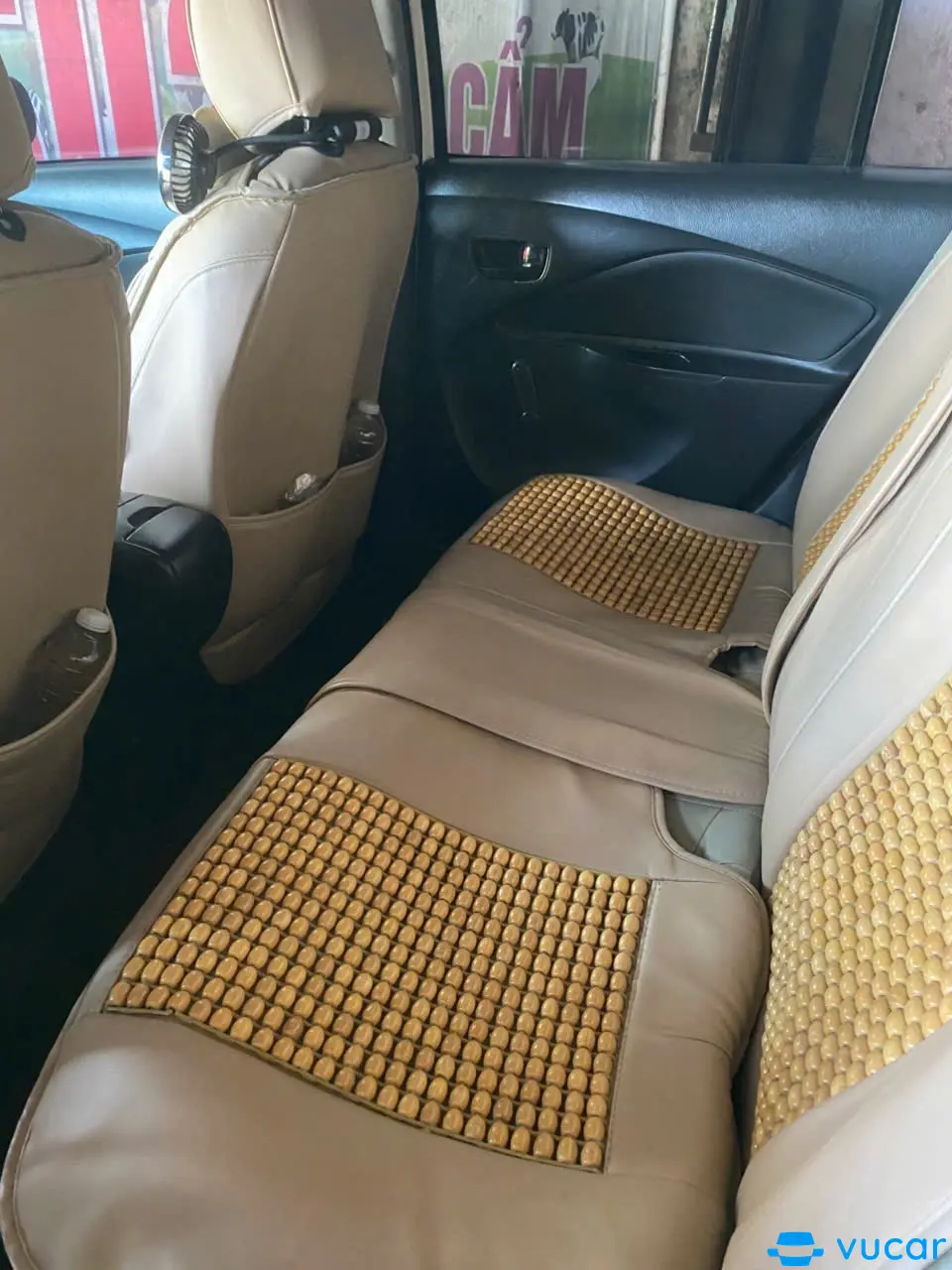 Vios 2011 - Nội thất 3