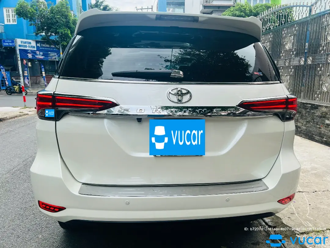 Toyota Fortuner 2.4G 4x2 AT 2018 - Ngoại thất 1