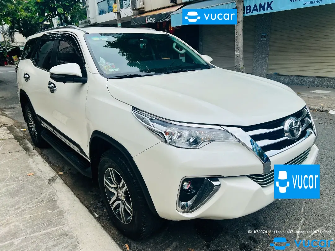 Toyota Fortuner 2.4G 4x2 AT 2018 - Ngoại thất 6