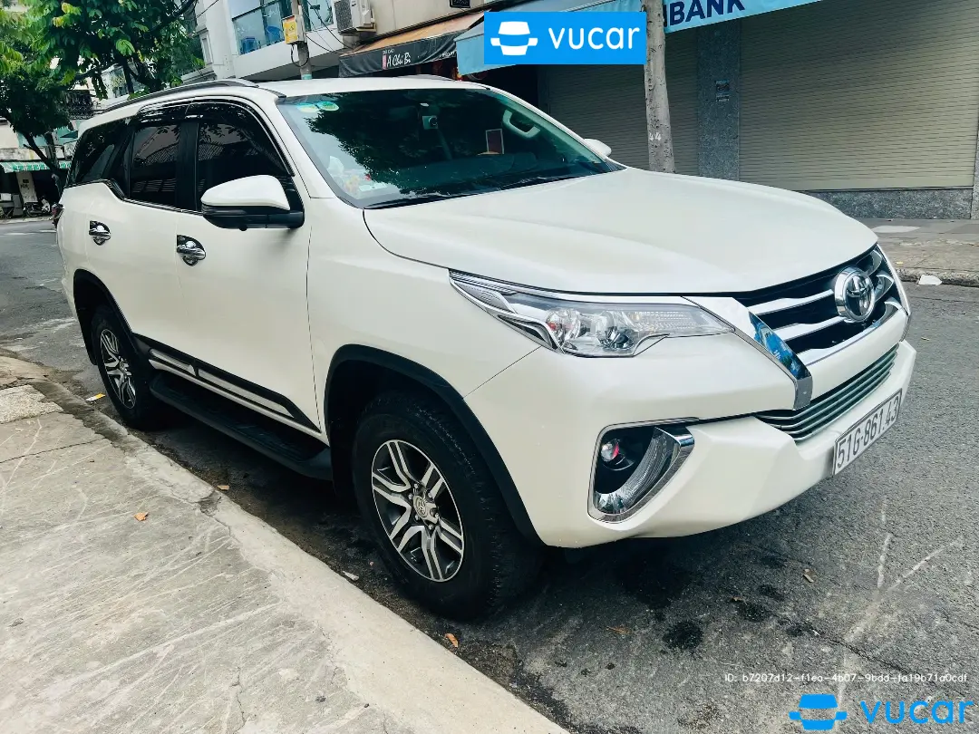 Toyota Fortuner 2.4G 4x2 AT 2018 - Ngoại thất 9