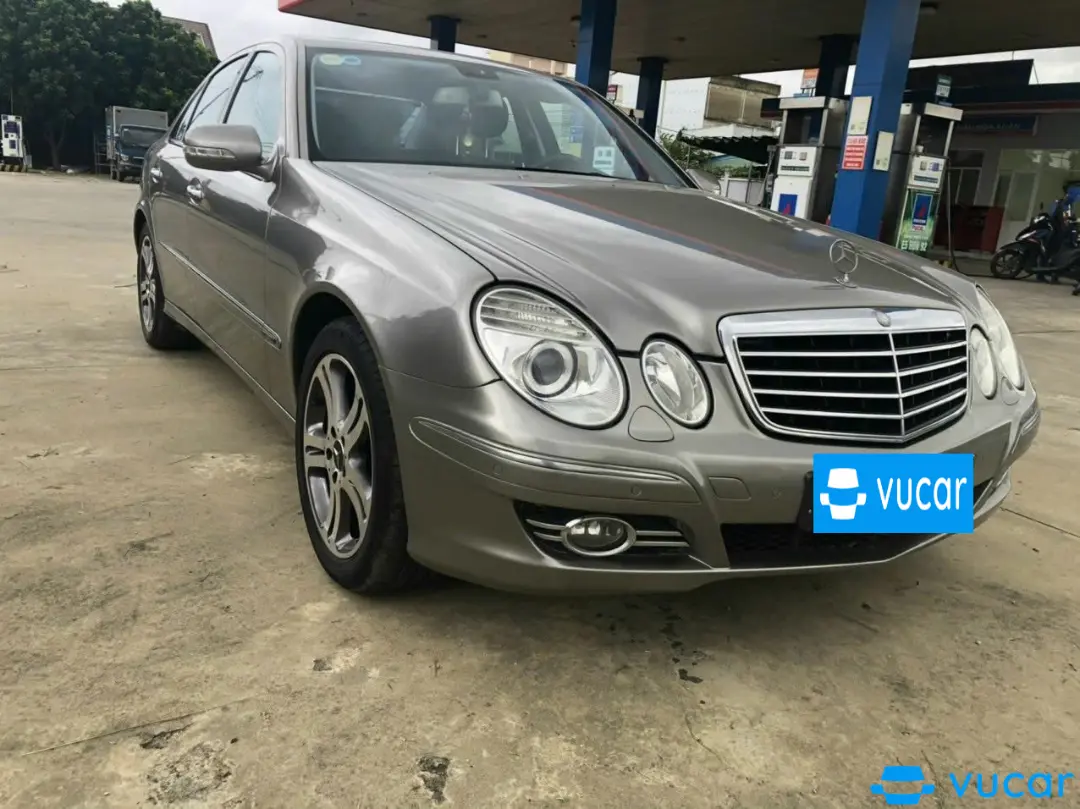 Mercedes E200 2007 - Ngoại thất 2