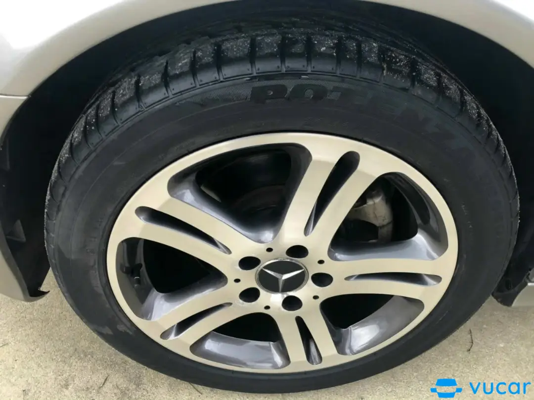 Mercedes E200 2007 - Ngoại thất 4