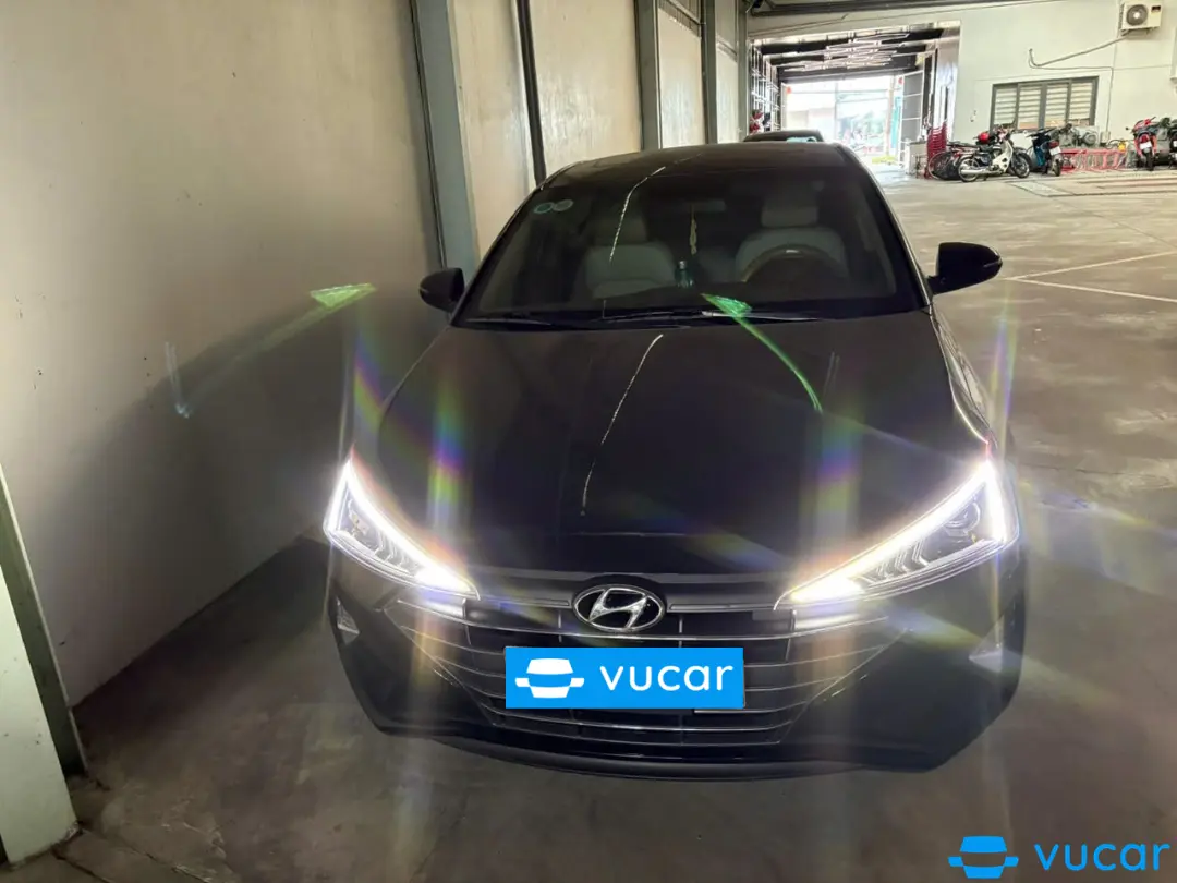Hyundai Elantra 2.0 AT 2020 - Ngoại thất 3