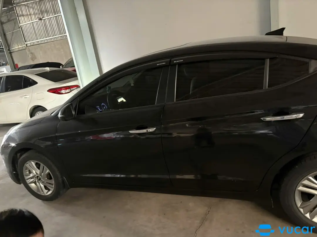 Hyundai Elantra 2.0 AT 2020 - Ngoại thất 4