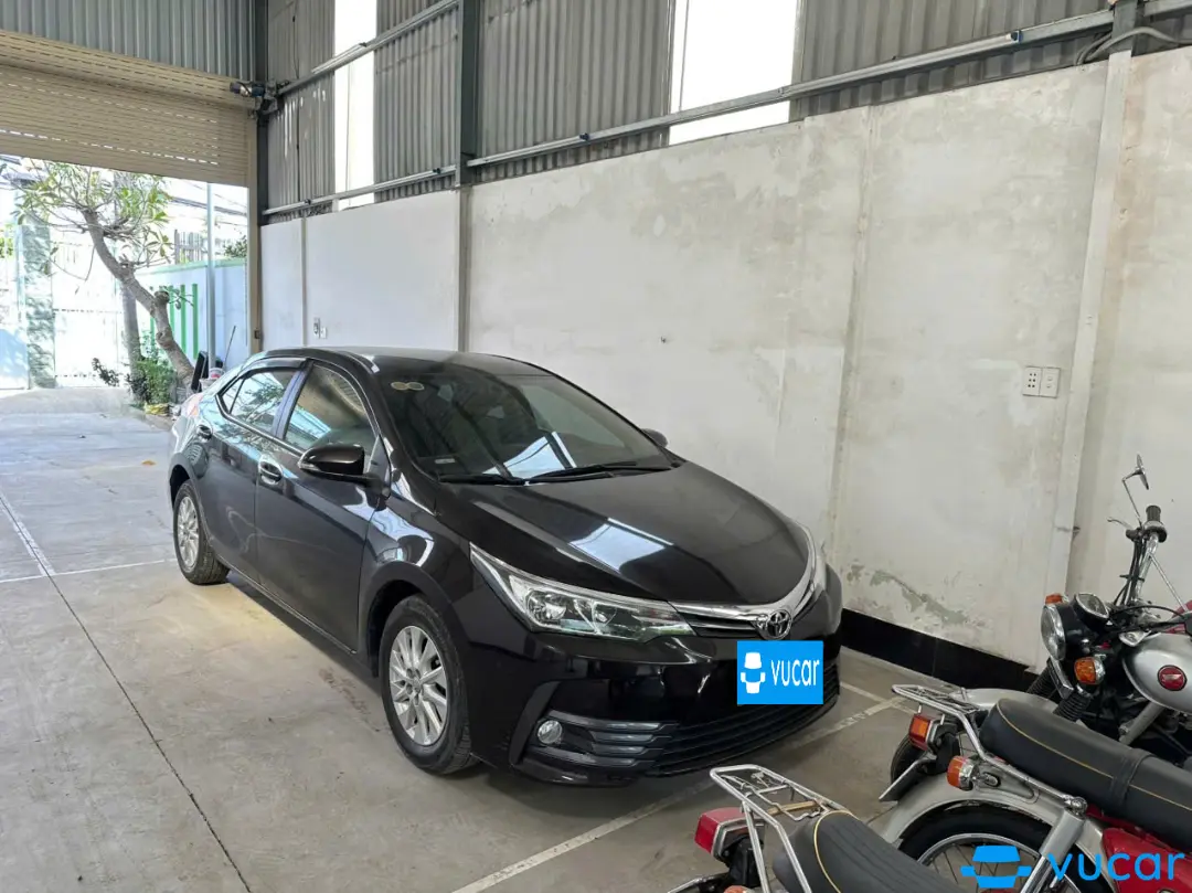 Toyota Corolla altis 1.8E AT 2017 - Ngoại thất 1