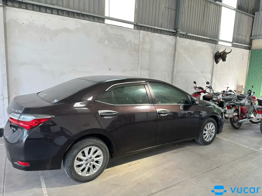 Toyota Corolla altis 1.8E AT 2017 - Ngoại thất 2
