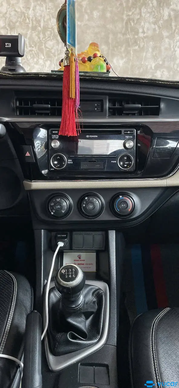 Toyota Corolla Altis Số sàn 2016  - Nội thất 1