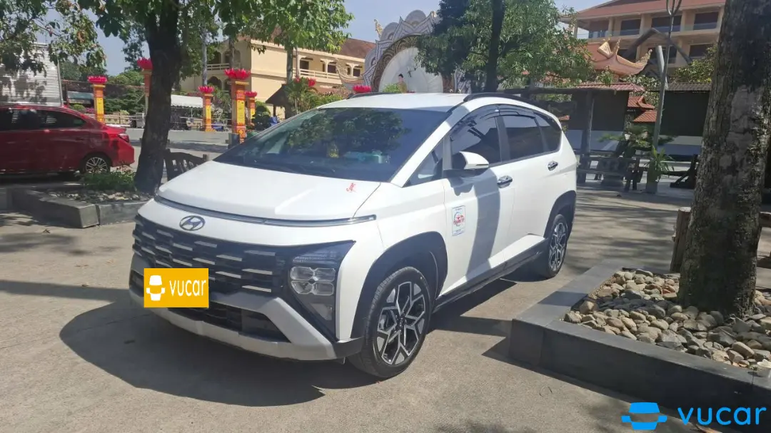 Ảnh xe huyndai stargaer x 2025