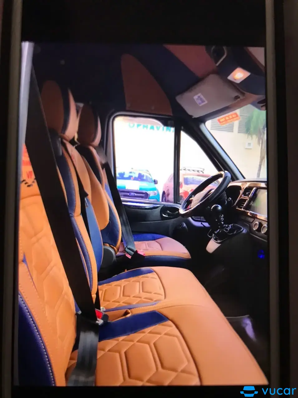 Ford Transit 16c 2022 - Nội thất 3