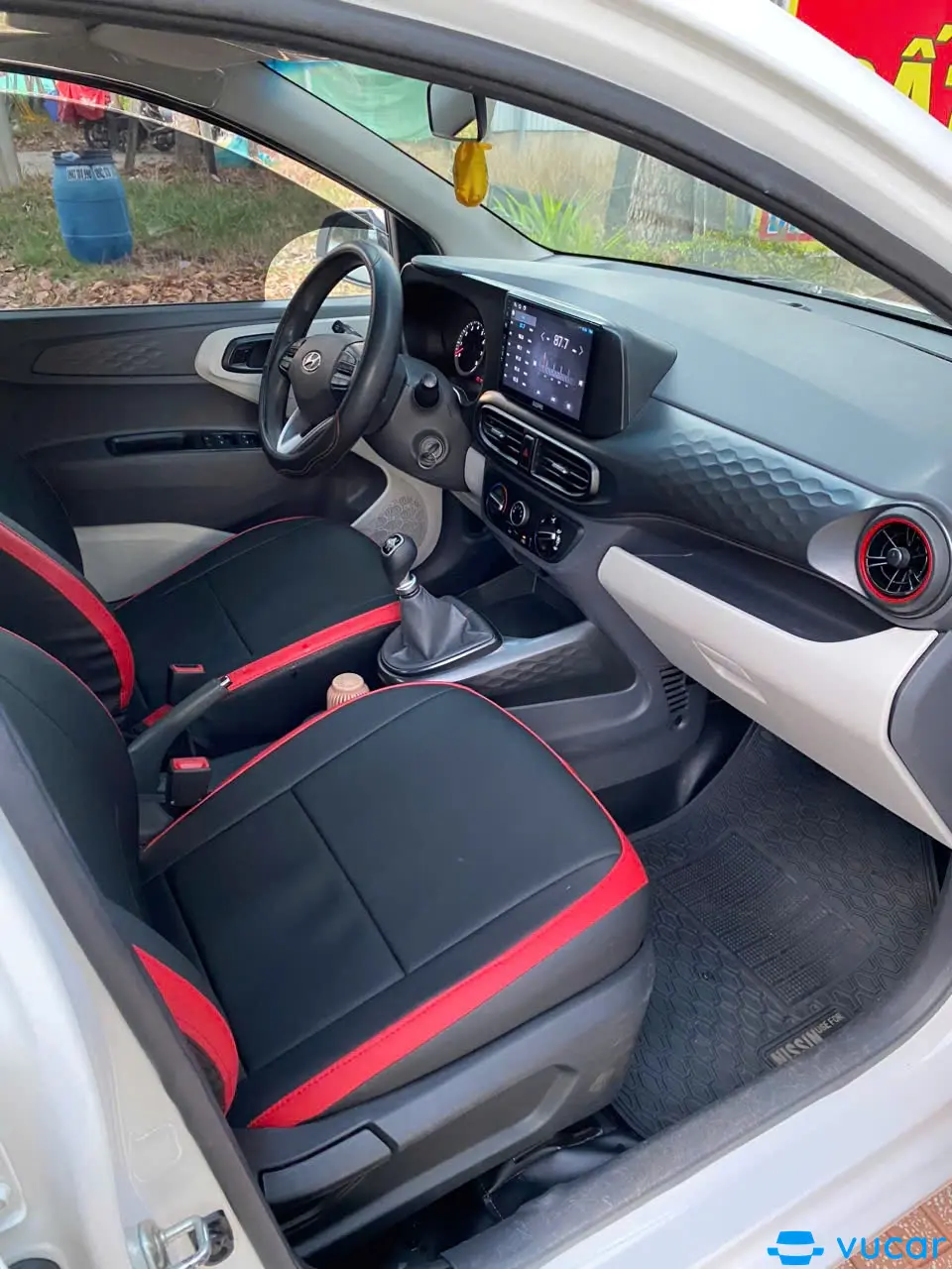 Hyundai Grand i10 2021 - Nội thất 2