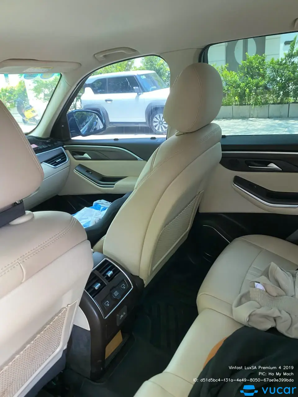 Vinfast LuxSA Premium 4 2019 - Nội thất 9