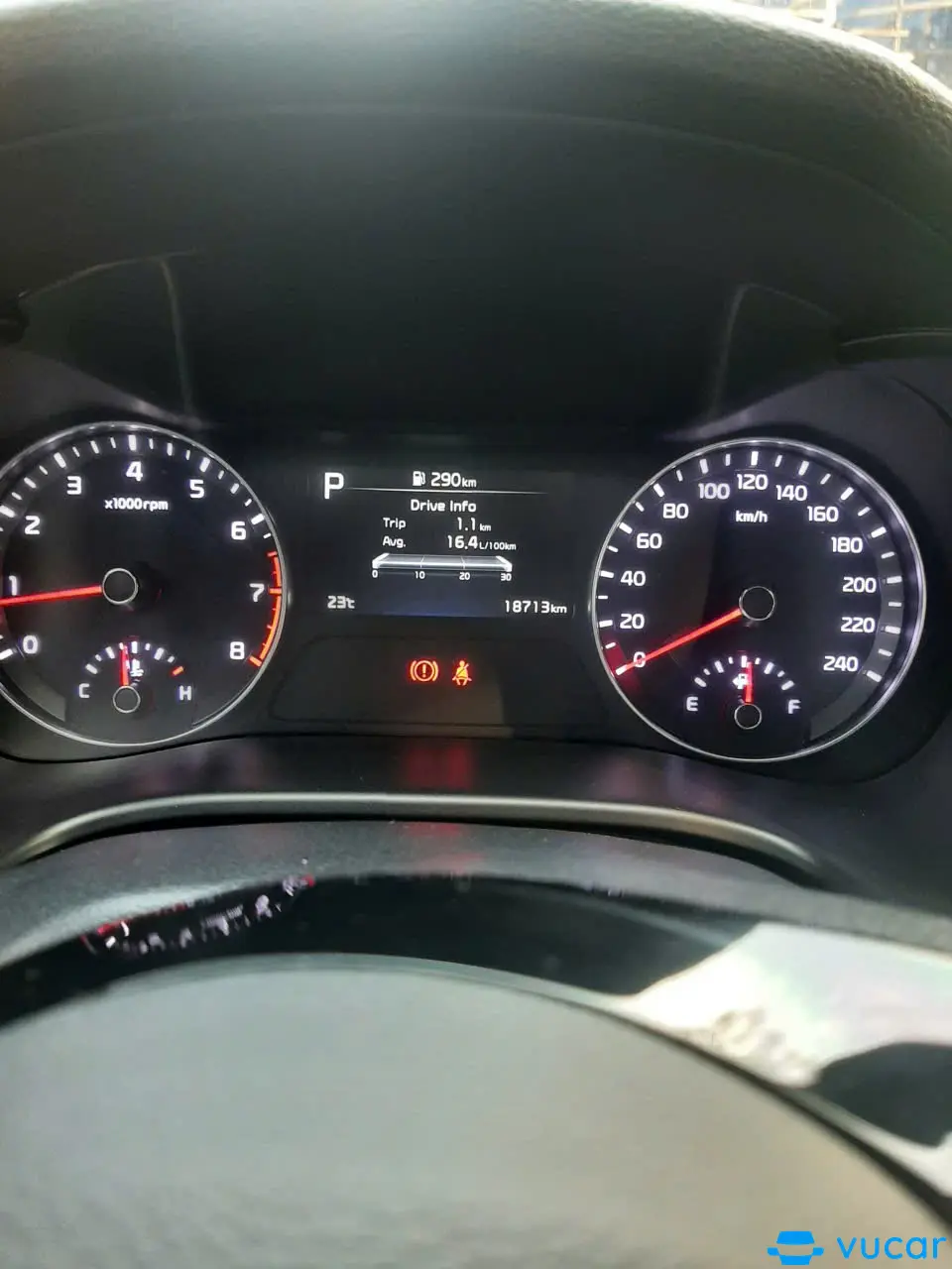 Kia K3 Deluxe 1.6 MT 2022 - Nội thất 2