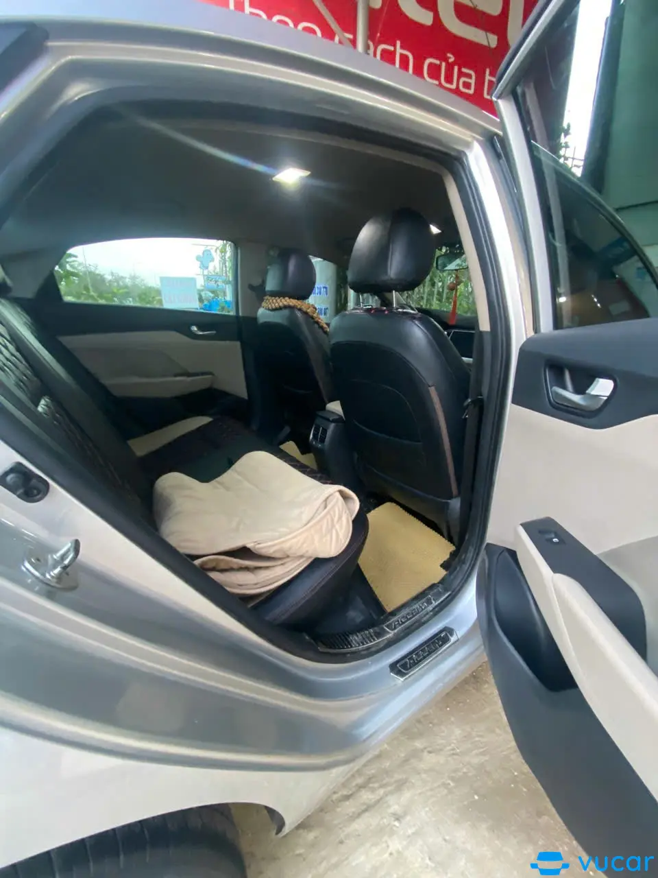 Hyundai Accent 1.4 MT 2020 - Nội thất 4