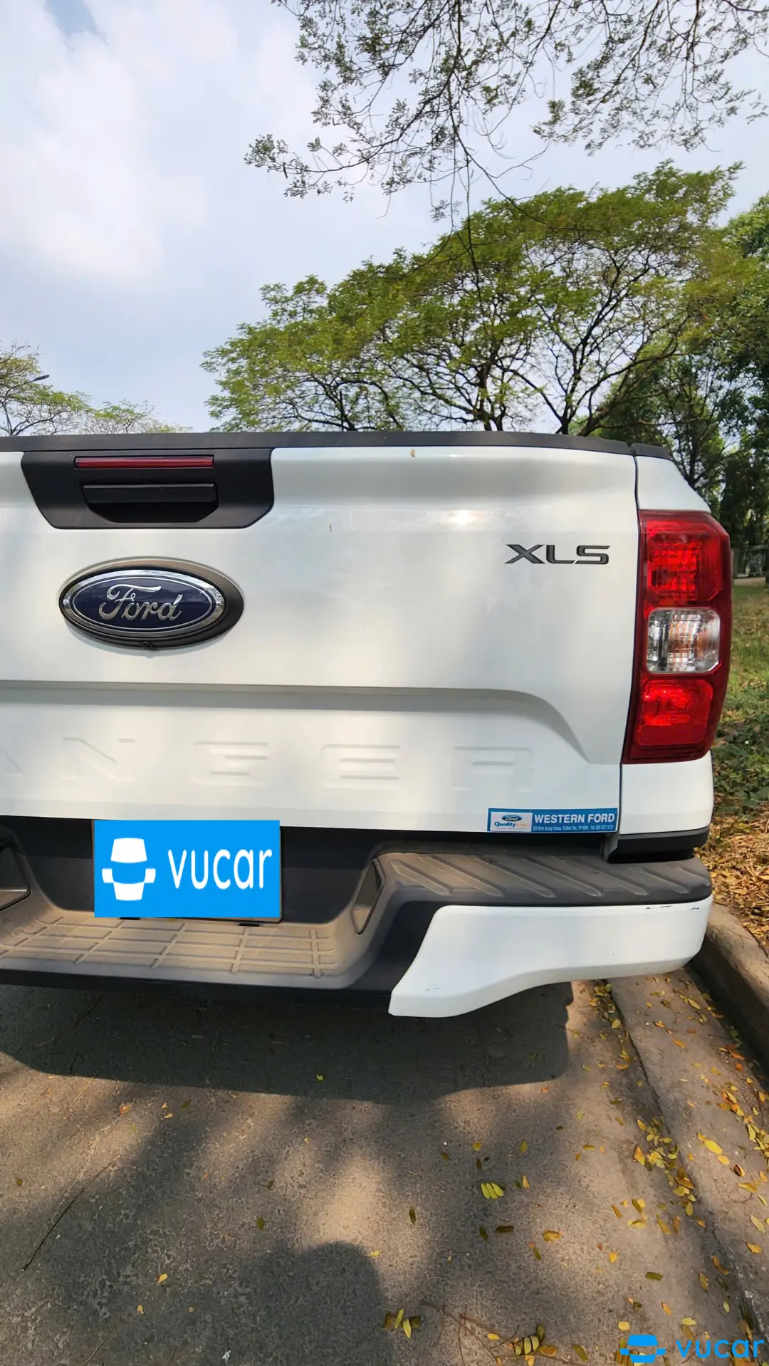 Ford Ranger AT 2023 4x2 - Ngoại thất 8