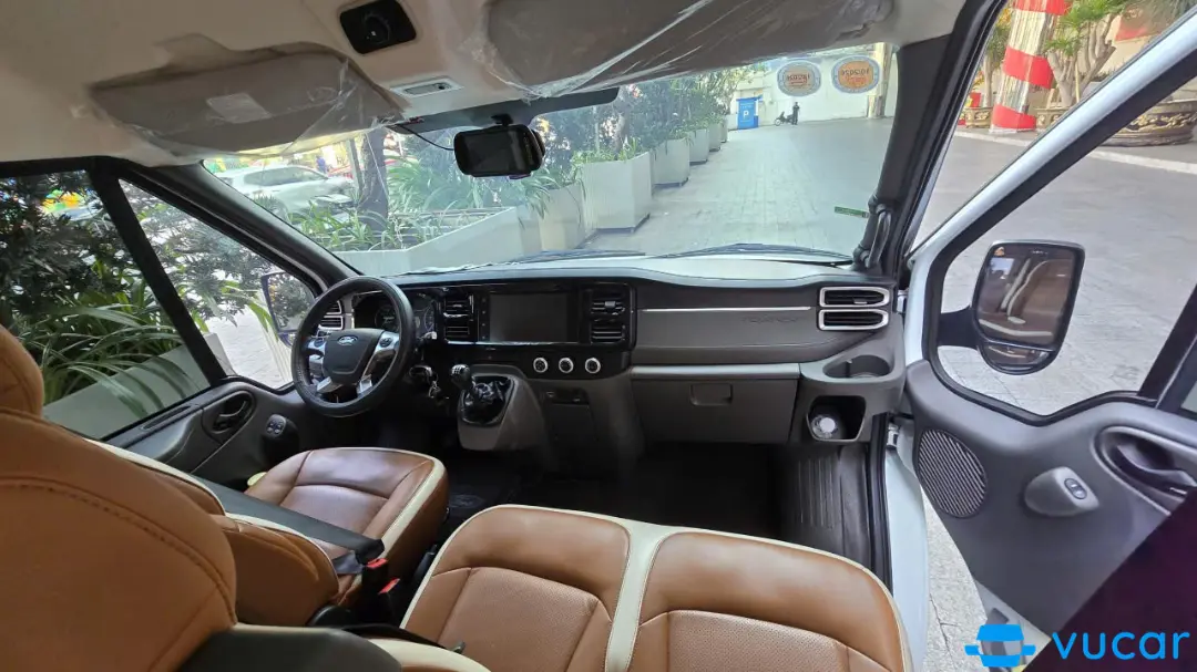 Ford Transit Limousine 2023 - Nội thất 6