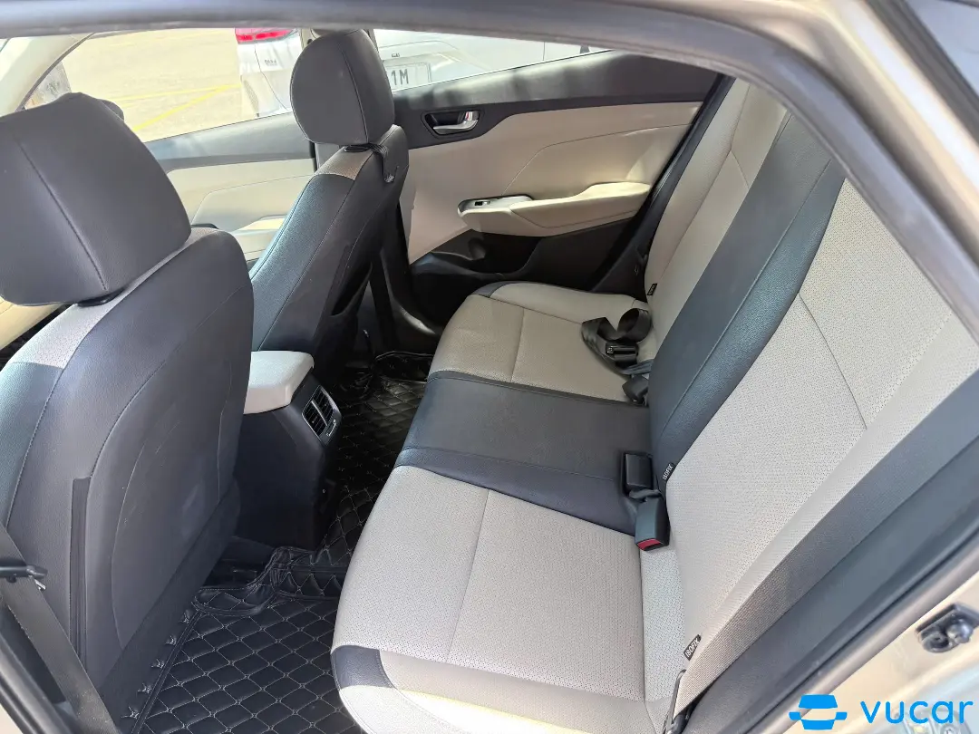 Hyundai Accent 1.4 AT Đặc Biệt 2021 - Nội thất 6