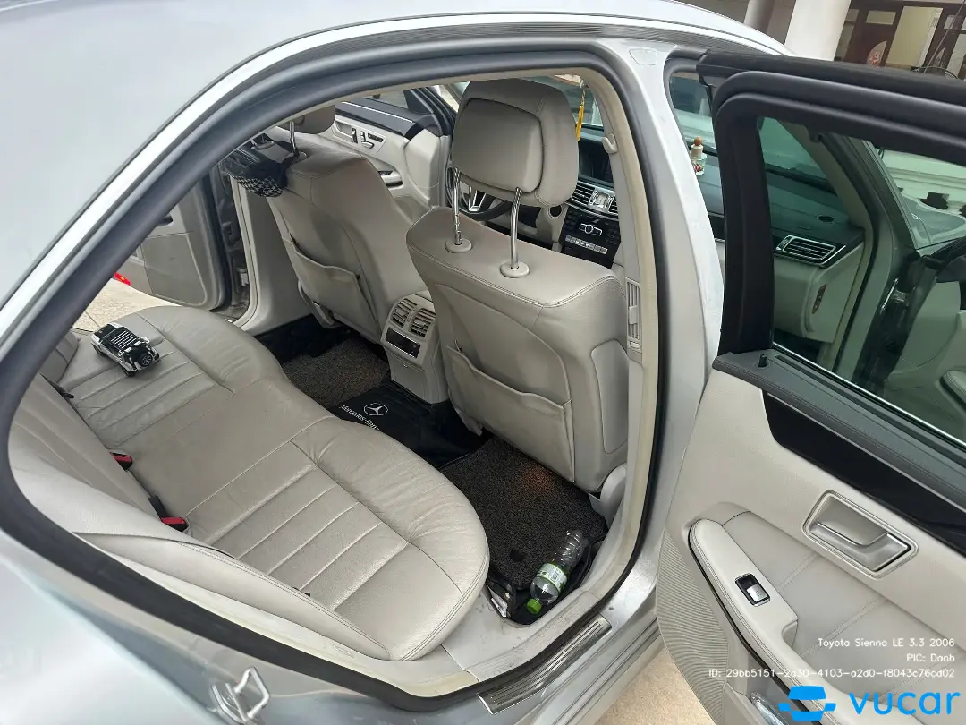 Toyota Sienna LE 3.3 2006 - Nội thất 4