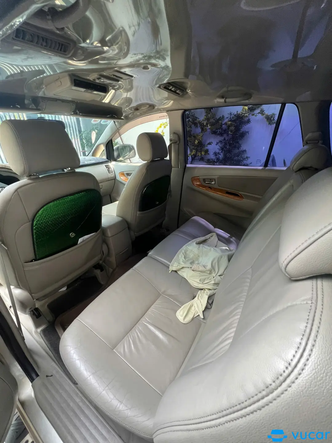 Toyota Innova G 2010 - Nội thất 1