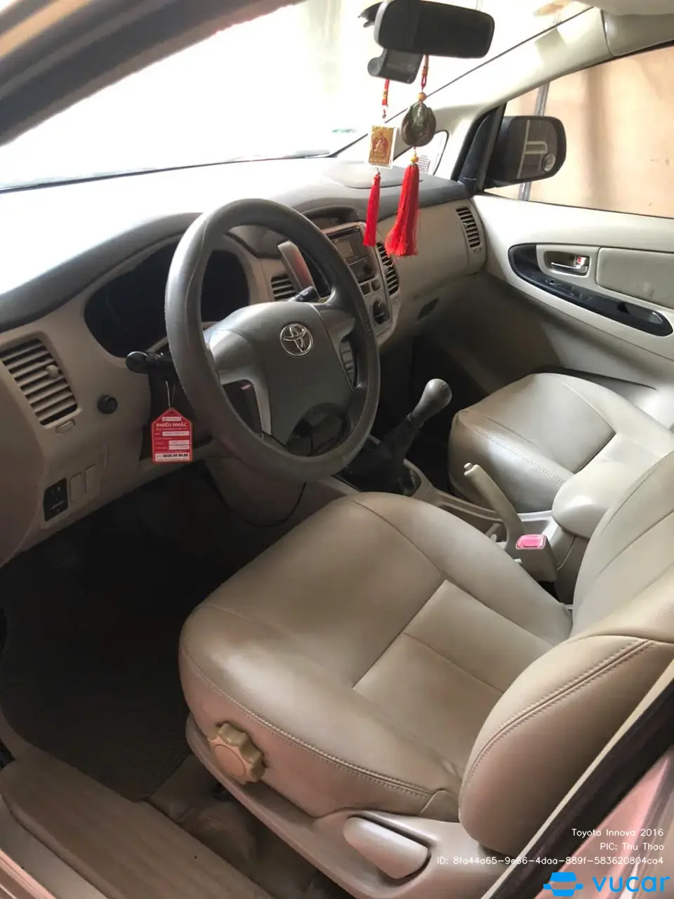 Toyota Innova 2.0 MT 2016 - Nội thất 1