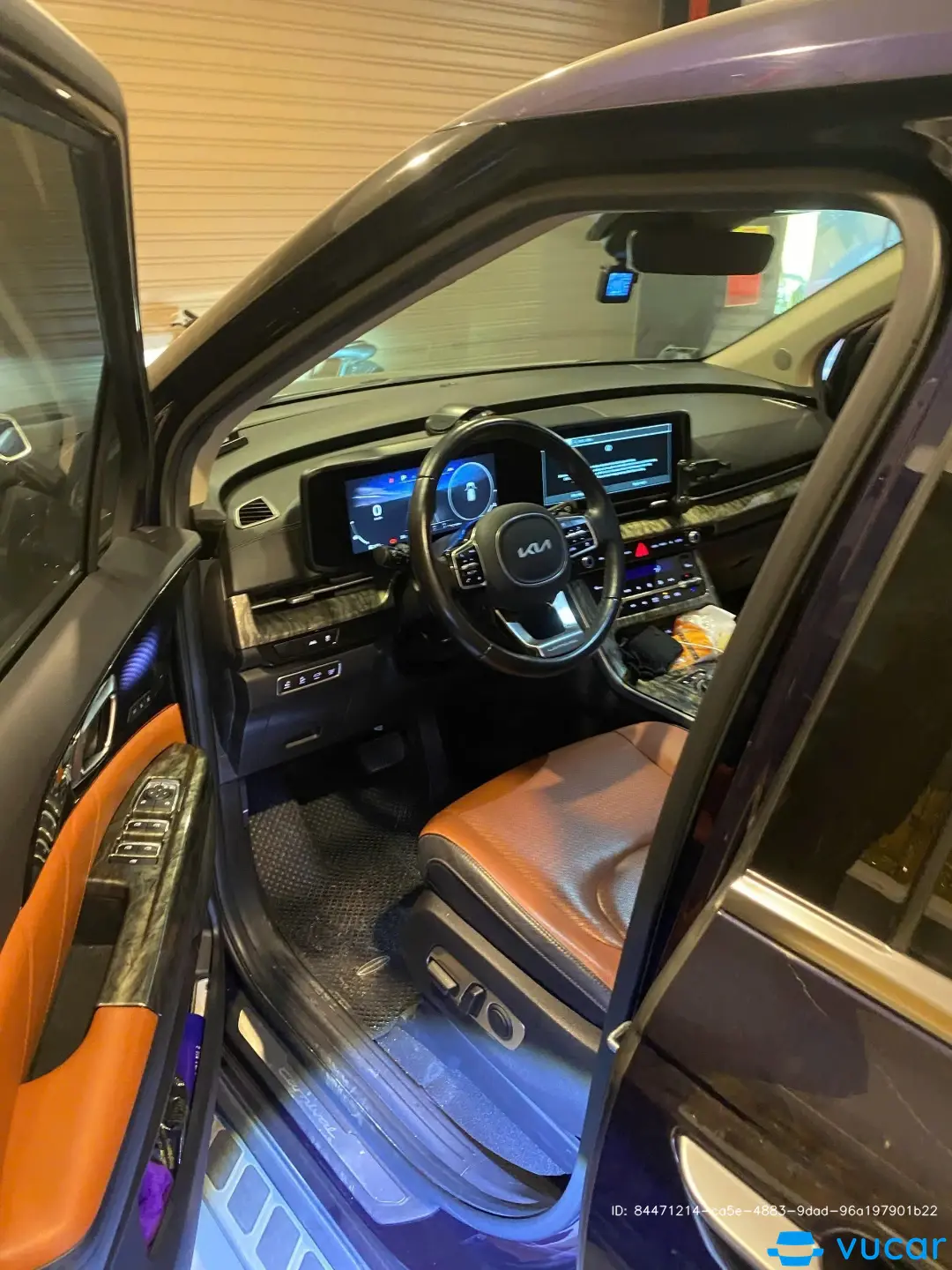 Kia Carnival Signature 3.5G 2023 - Nội thất 5