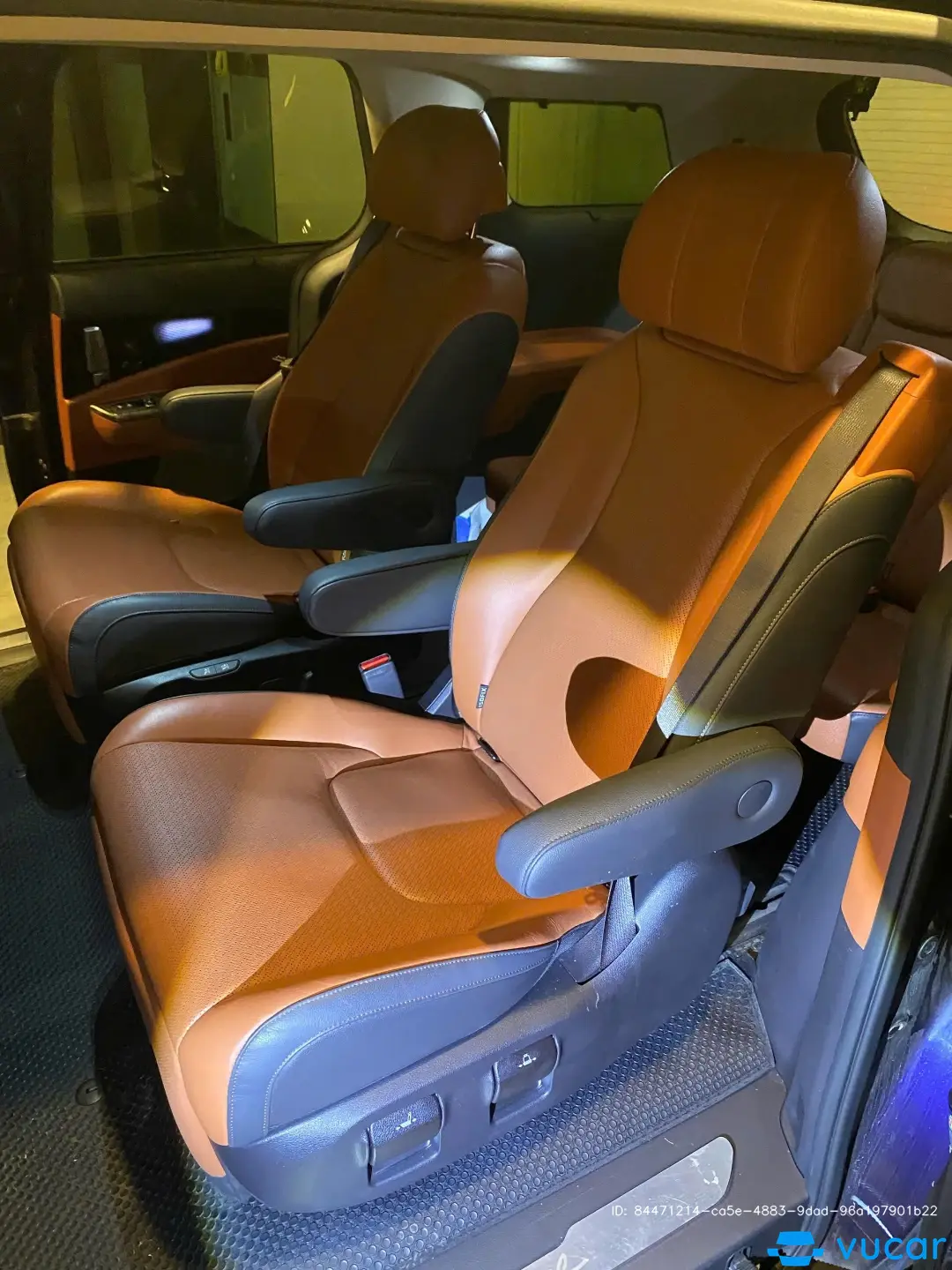 Kia Carnival Signature 3.5G 2023 - Nội thất 6