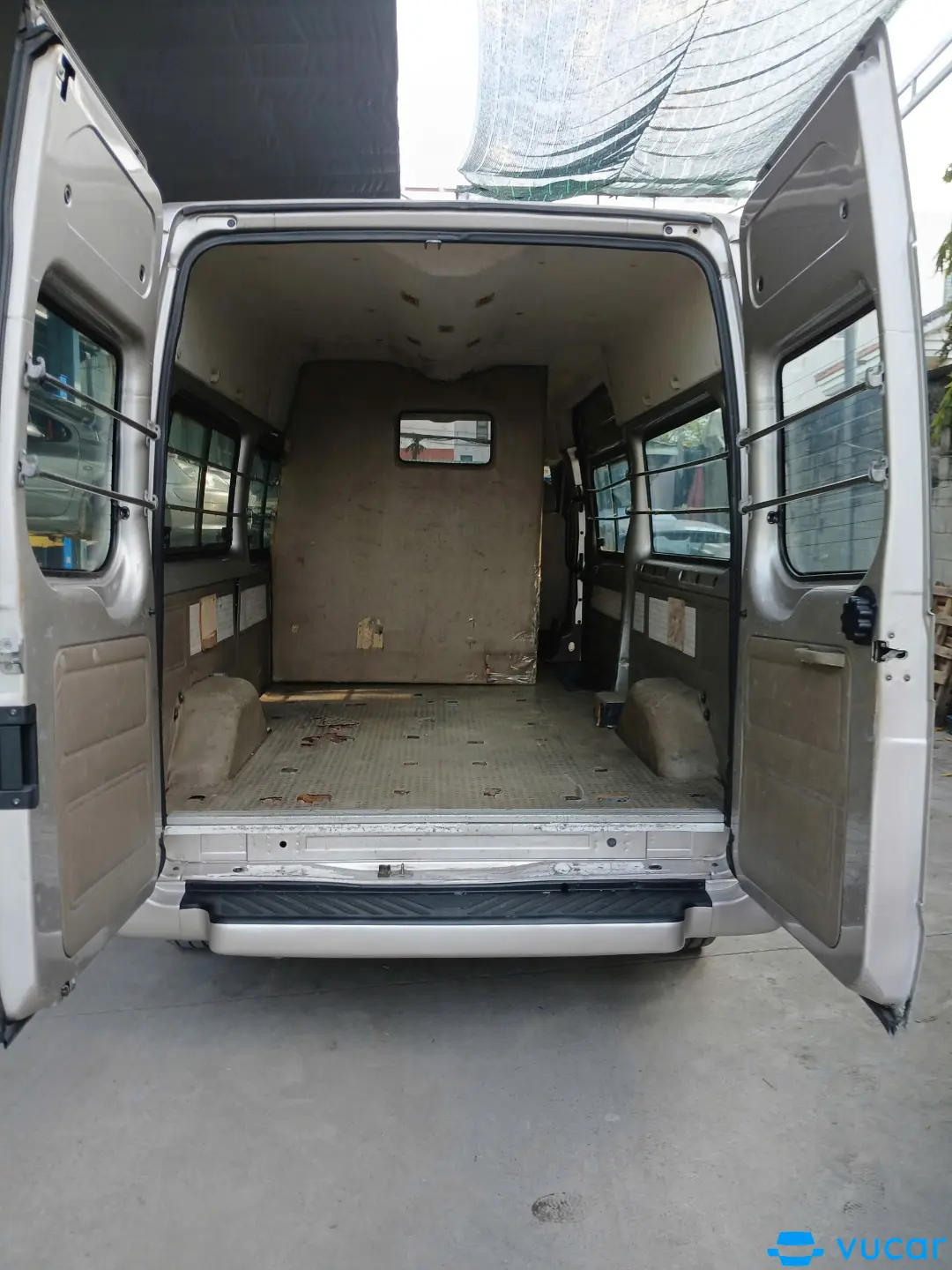 Ford Transit 2012 - Nội thất 3