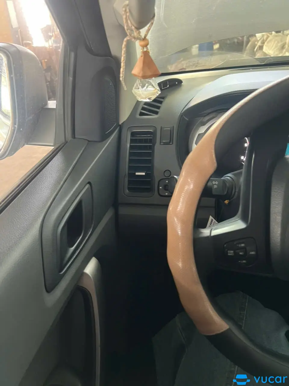 Ford Ranger XLS 2.2L 4x2 MT 2016 - Nội thất 2