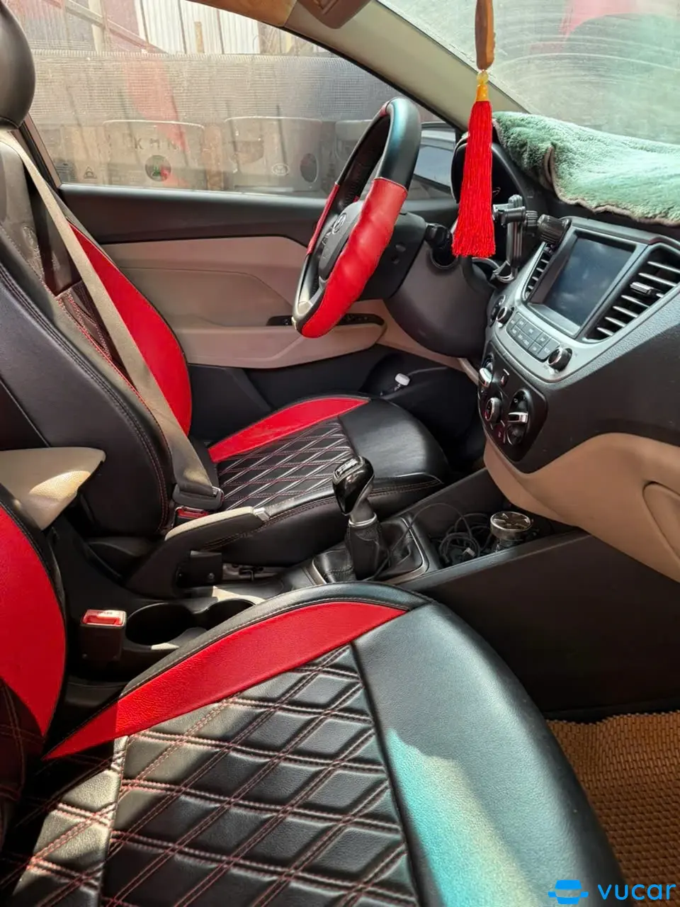 Hyundai Accent 1.4 MT Base 2019 - Nội thất 6