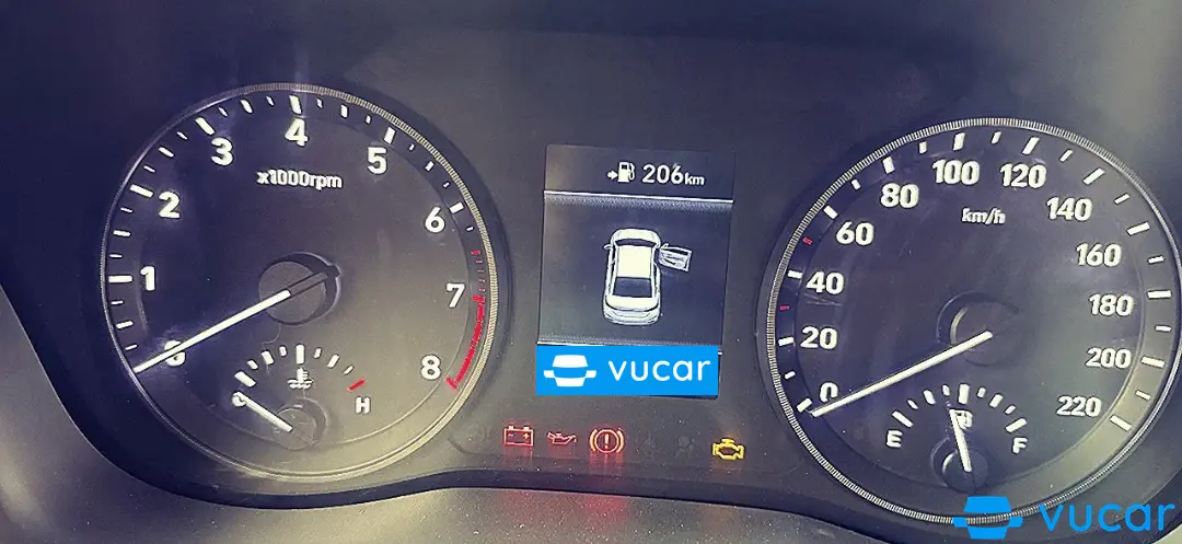 Hyundai Accent 1.4 MT Base 2019 - Nội thất 8
