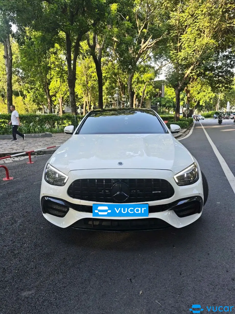 Mercedes E class E300 AMG 2024 - Ngoại thất 4